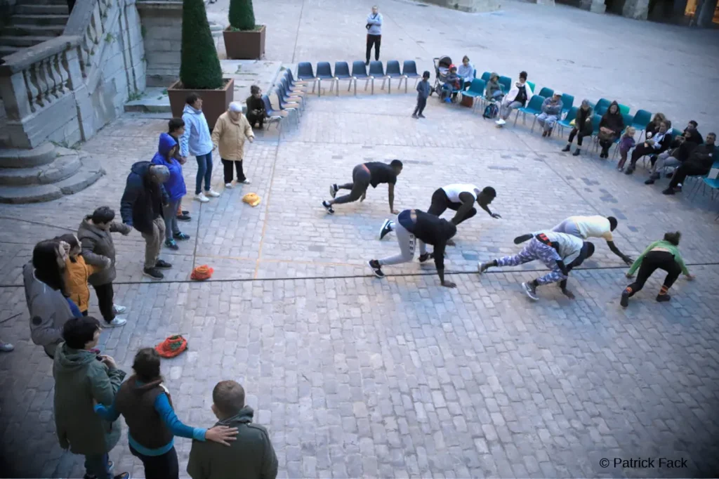 Action pédagogique Impro dans la ville - Petites Foulées - Cie Empartance 2022