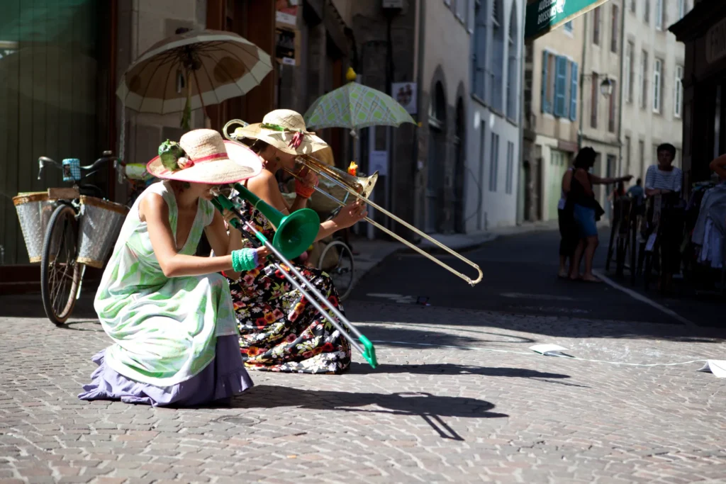 Les Glaneuses, chanson engagée. 2013