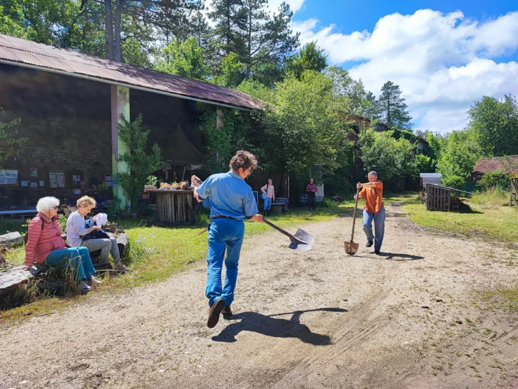 visite-spectacle fours à chaux. 2024